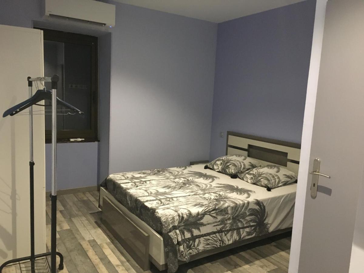 Véloce, Chambre d'Hôtes avec Salle de Bain / WC Claveyson Exterior foto